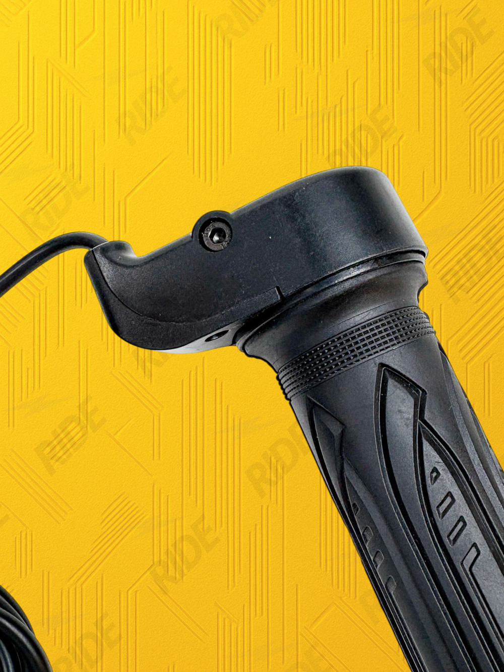 Ручка газа для электровелосипеда (в комплекте с грипсой)