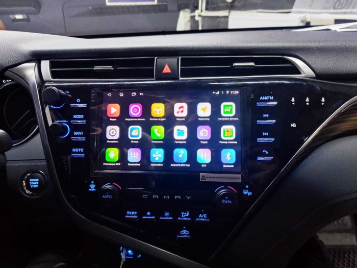 Магнитола для Toyota Camry 70 2017-2020 (c JBL и климатом на ШГУ) - Kuberg QLed+2K, Android 14, TS105, Быстрейшая, CarPlay, SIM-слот