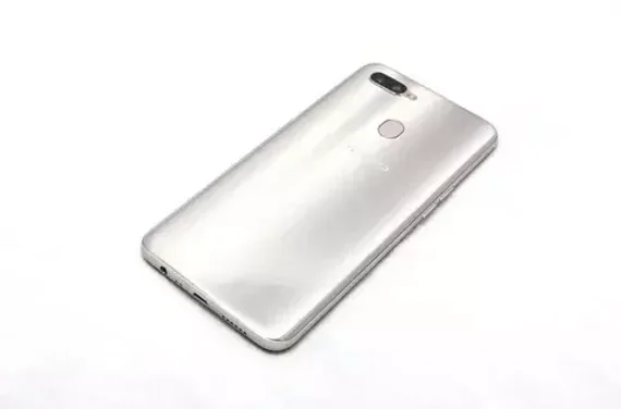 Задняя крышка для Oppo AX7 серебро