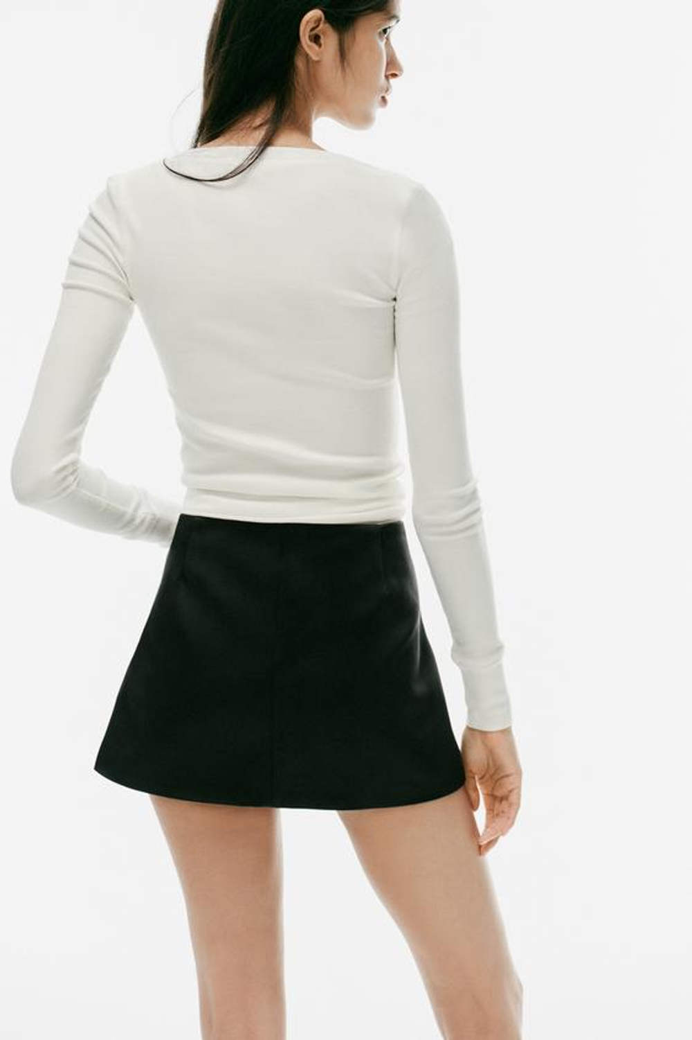 ZARA АТЛАСНАЯ МИНИ-ЮБКА, ЧЕРНЫЙ