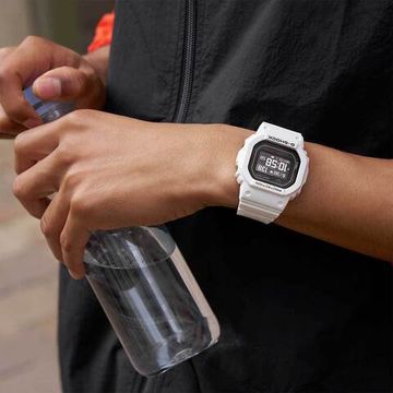Наручные часы Casio G-Shock DW-H5600-7ER