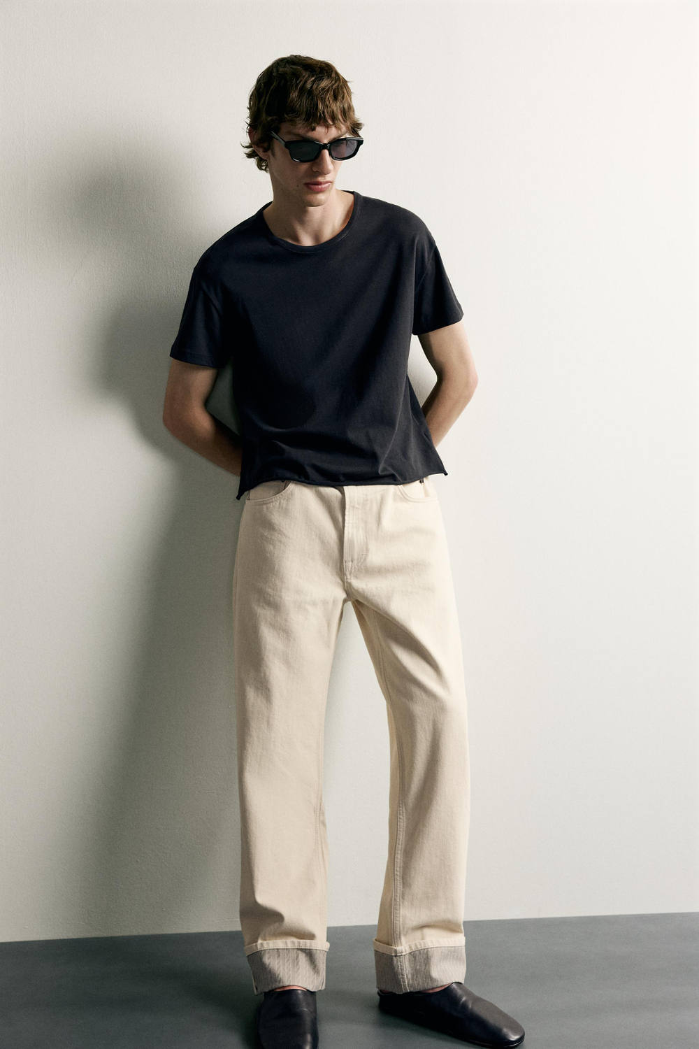 ДЖИНСЫ STRAIGHT FIT С КОНТРАСТНЫМИ ОТВОРОТАМИ — ZARA