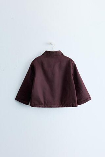 ZARA TIMELESS — КУРТКА С ВОЩЕНЫМ ЭФФЕКТОМ И ЗАСТЕЖКОЙ НА КЛЕВАНТЫ, БАКЛАЖАННЫЙ