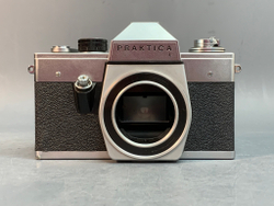 Praktica L