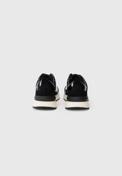 Кроссовки женские BOSS B Icon Runn