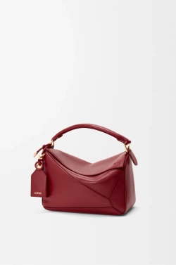 Loewe Маленькая сумка натуральной кожи, красный