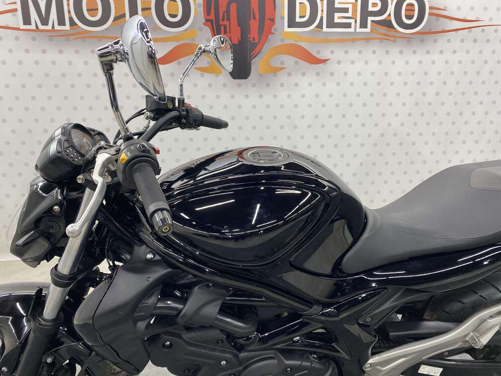 Suzuki Gladius SFV400 , 2014
