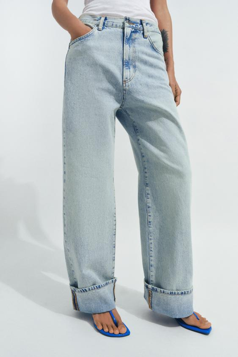 ZARA ДЖИНСЫ BAGGY СО СРЕДНЕЙ ПОСАДКОЙ — ZW COLLECTION, ГОЛУБОЙ