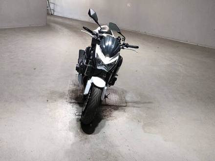 Kawasaki Z800 2013