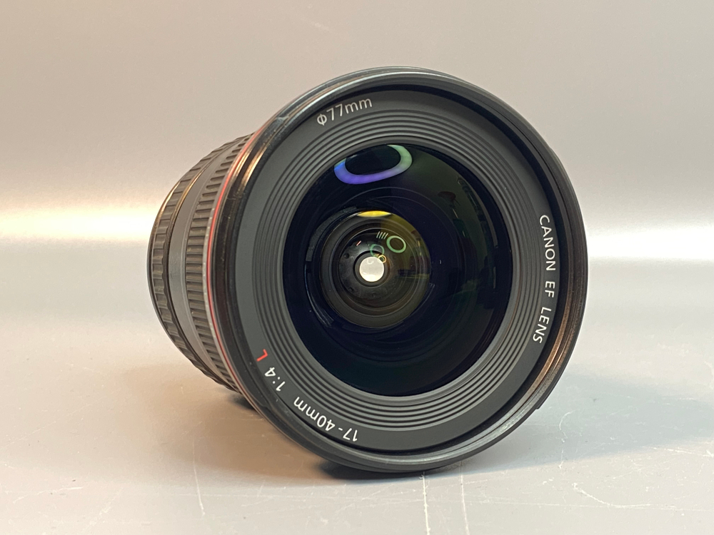 Canon EF 17–40mm f/4L USM