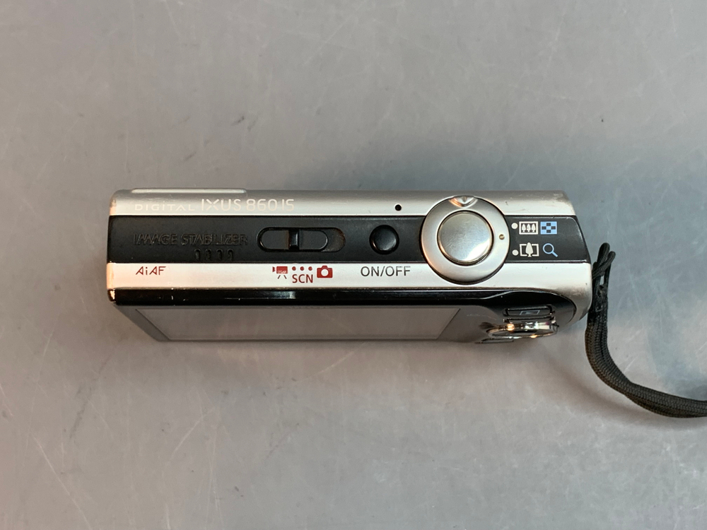 Canon IXUS 860 IS