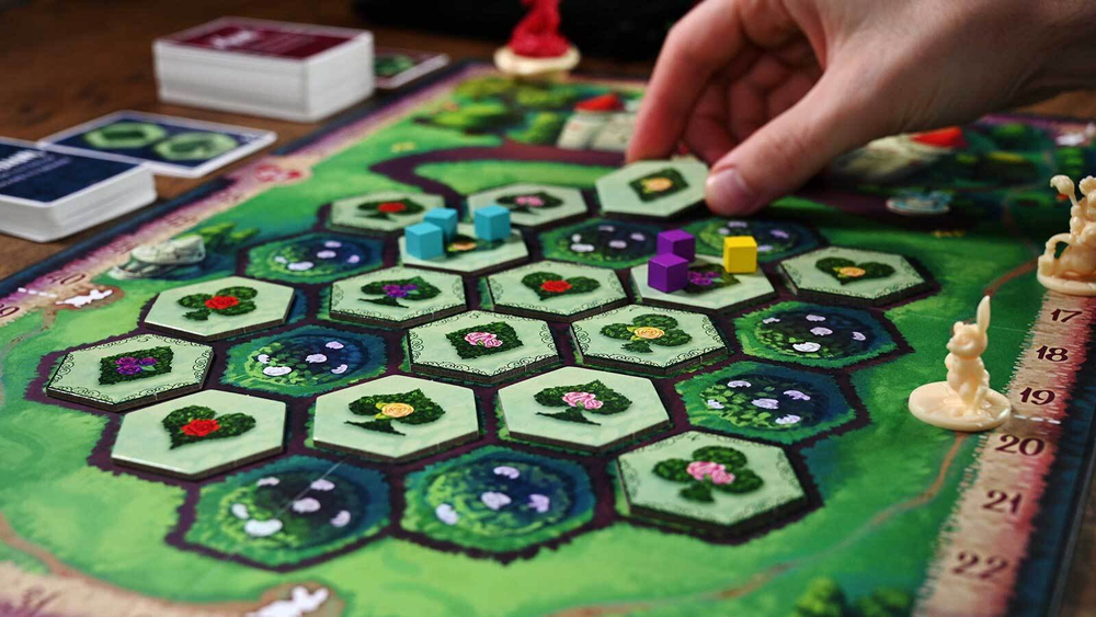 Paint the Roses. Standart Edition (Красим розы. Стандартное издание)-NSG810-crowdgames.ru-6