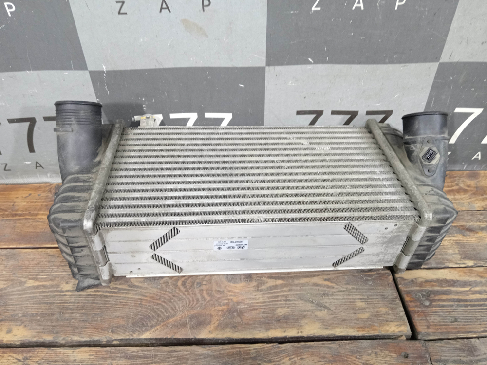 Интеркулер Hyundai Santa Fe 3 (DM) 12-18 Б/У Оригинал 282702F700