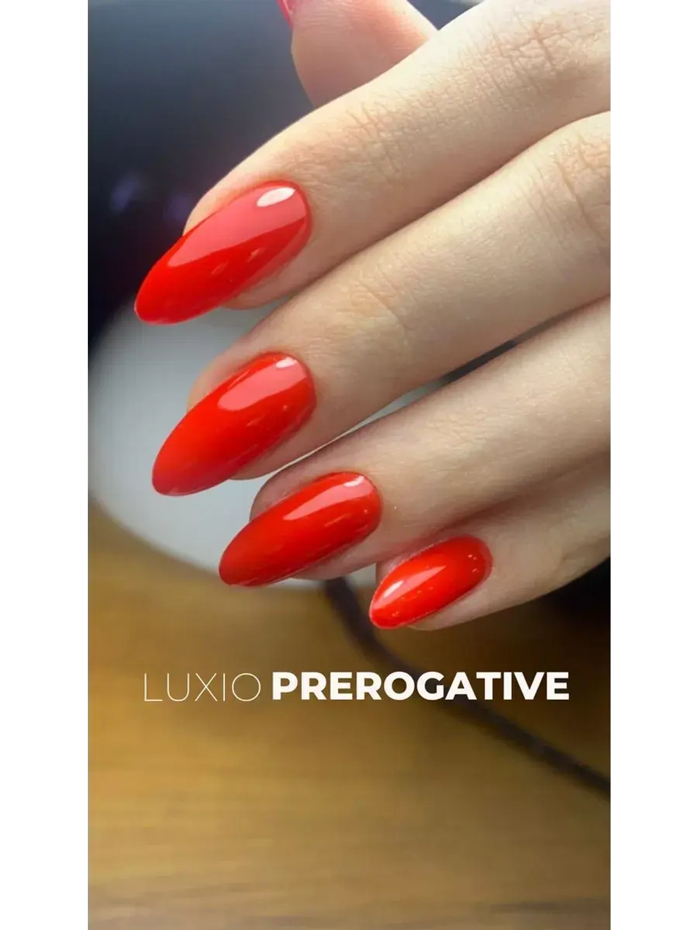 Гель лак для для ногтей Luxio Prerogative 15мл красный