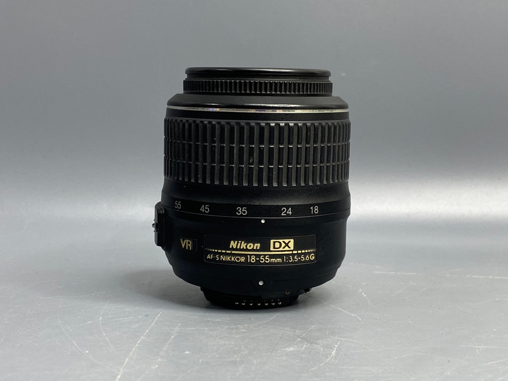 Nikon D3100 kit 18-55mm 25.000 кадров