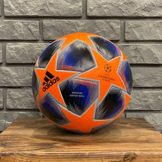 Футбольный мяч Adidas Final 20 Pro Winter  Replica