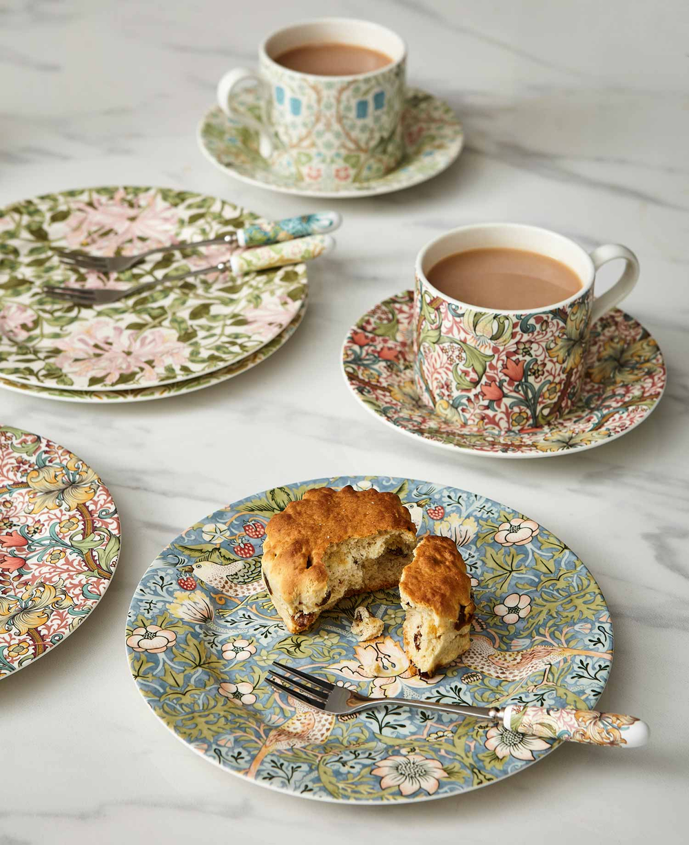 Spode Тарелка Morris & co. Тарелка для завтрака 20 см Honey Suckle MCO8845-XG-C