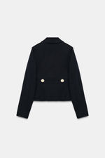 БЛЕЙЗЕР С КАРМАНАМИ И КОНТРАСТНЫМИ ПУГОВИЦАМИ — ZARA