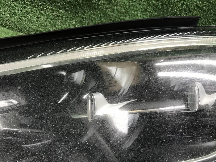 Фара левая Mercedes E W213 (2020-2023) LED