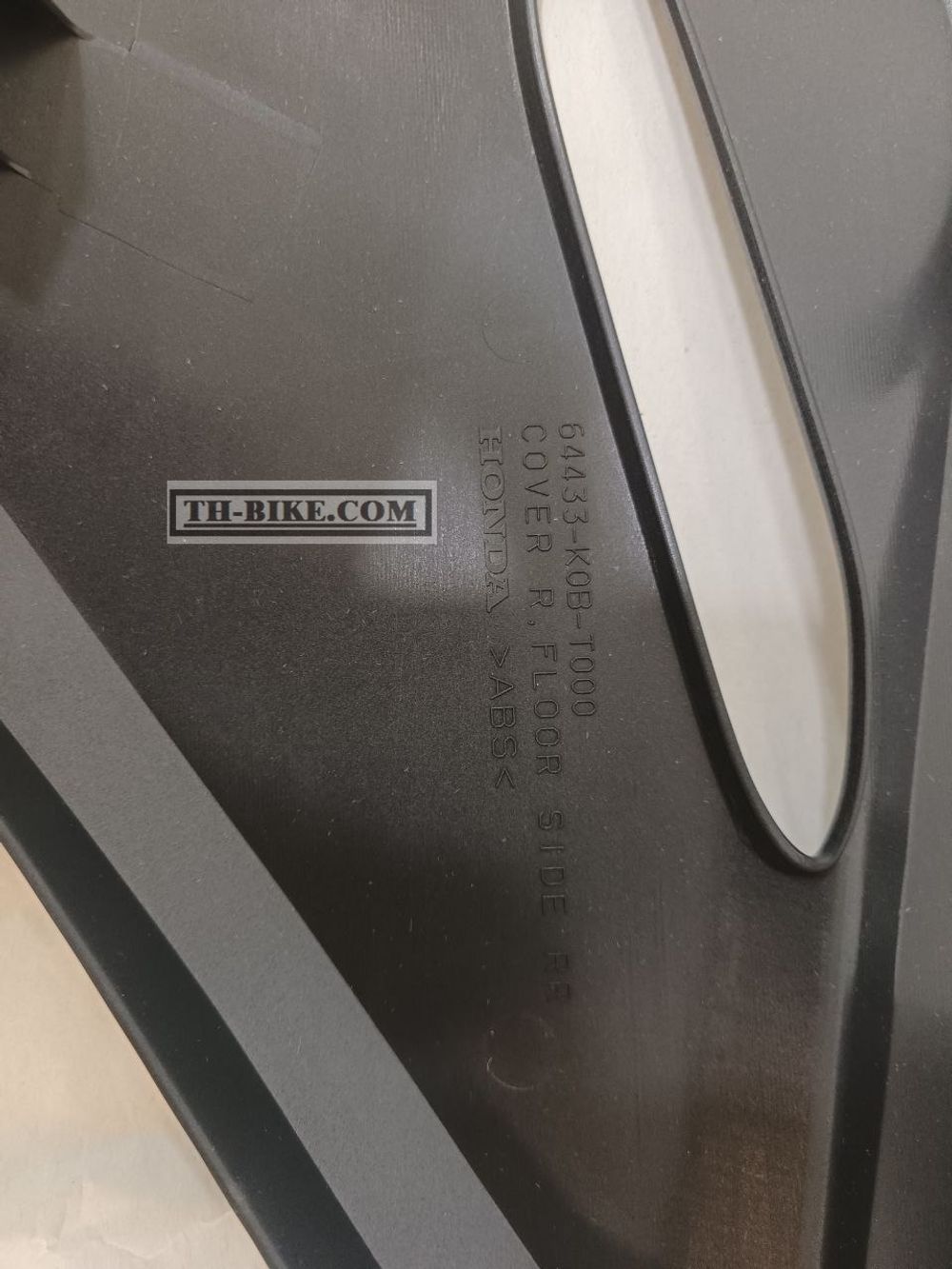 64433-K0B-T00ZD. COVER, R. RR. FLOOR SIDE *NH105*. HONDA