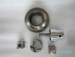 Насос масляный в сборе, оригинал / OIL PUMP IDLER GEAR АРТ: 10000-40991