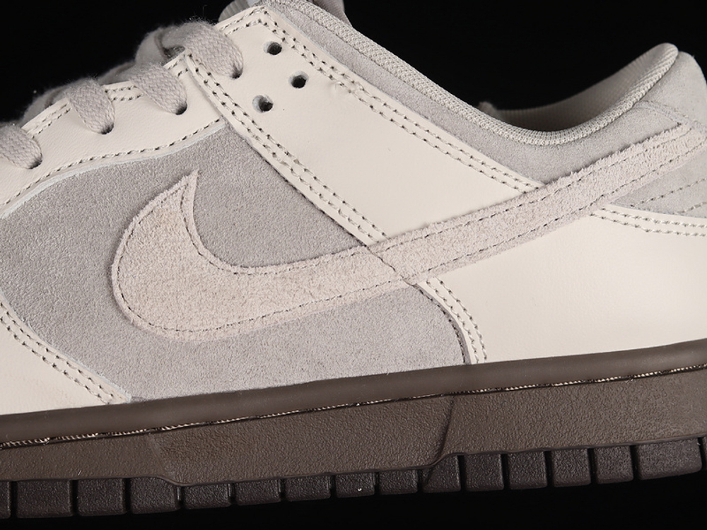 Nike Dunk Low "Ironstone"