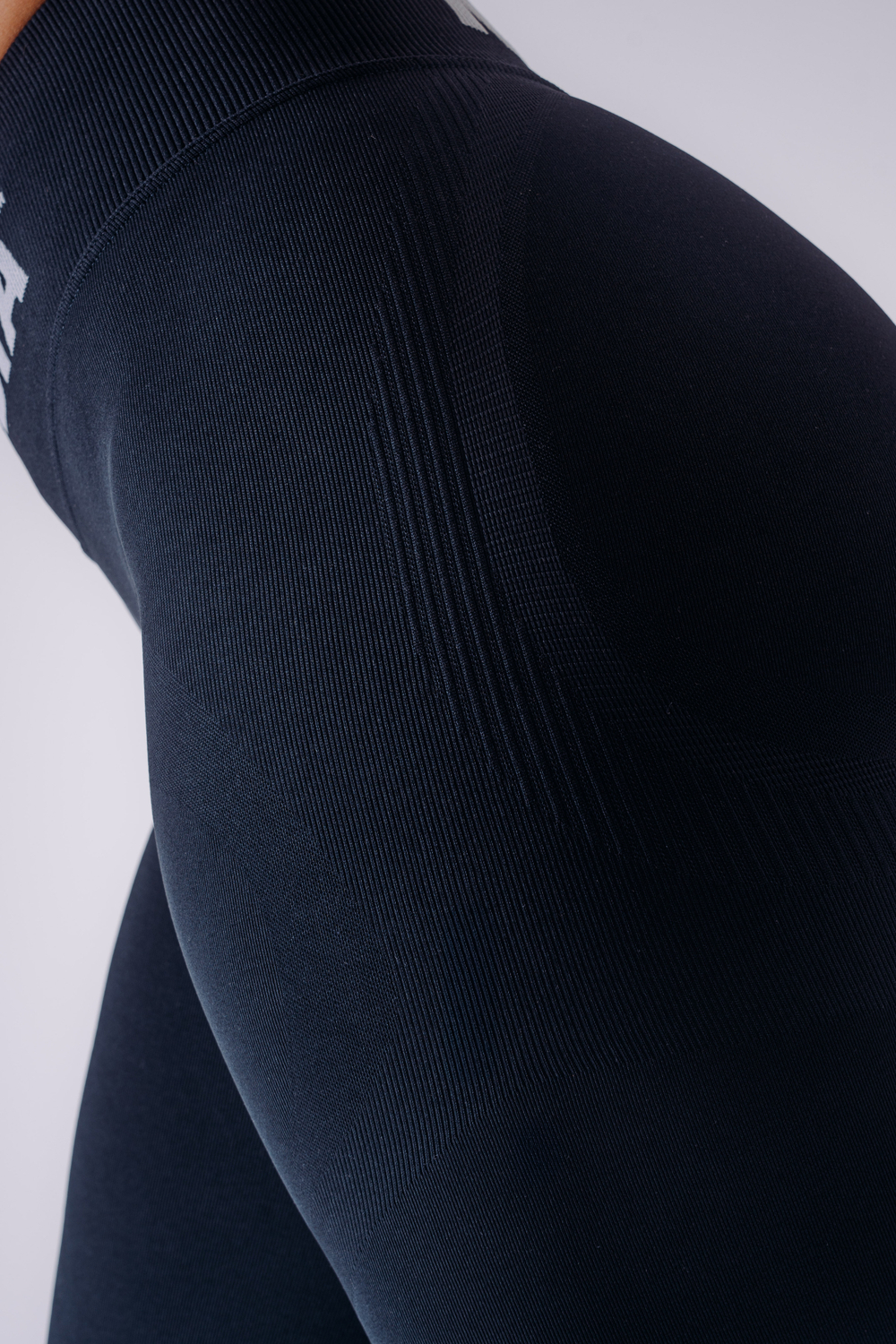 Леггинсы High-Waist Push-Up Leggings FLOW SEAMLESS 496 Темно синие