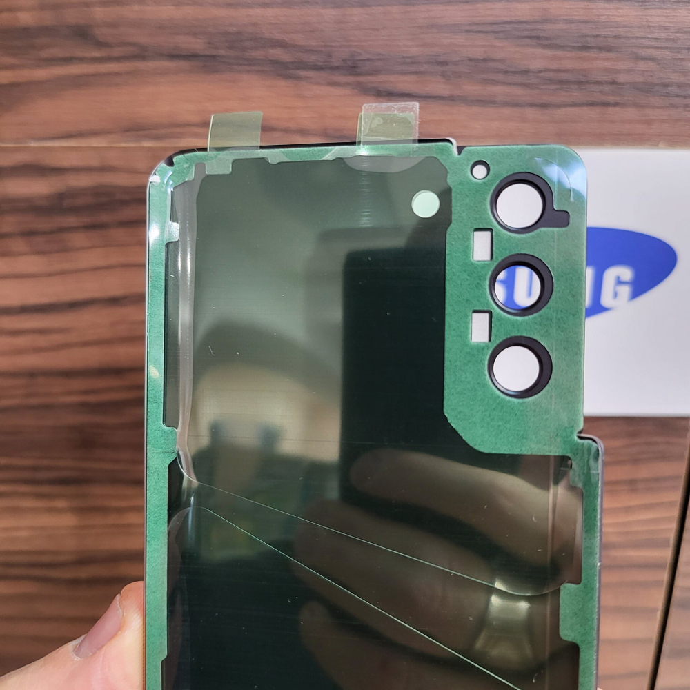 Крышка для Samsung S21 Plus - копия оригинала задняя стеклянная панель (чёрного цвета)