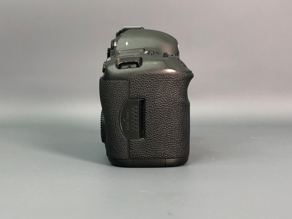Canon EOS 5DSR 317.000 кадров