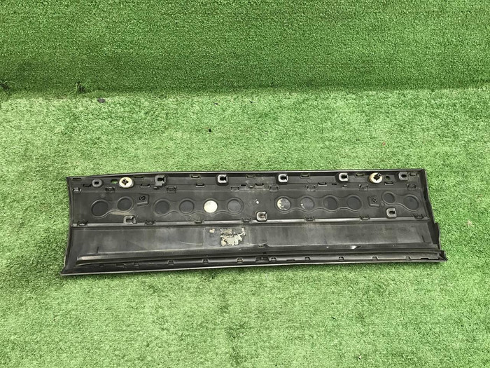 Накладка двери задняя Range Rover Vogue L405 12-22