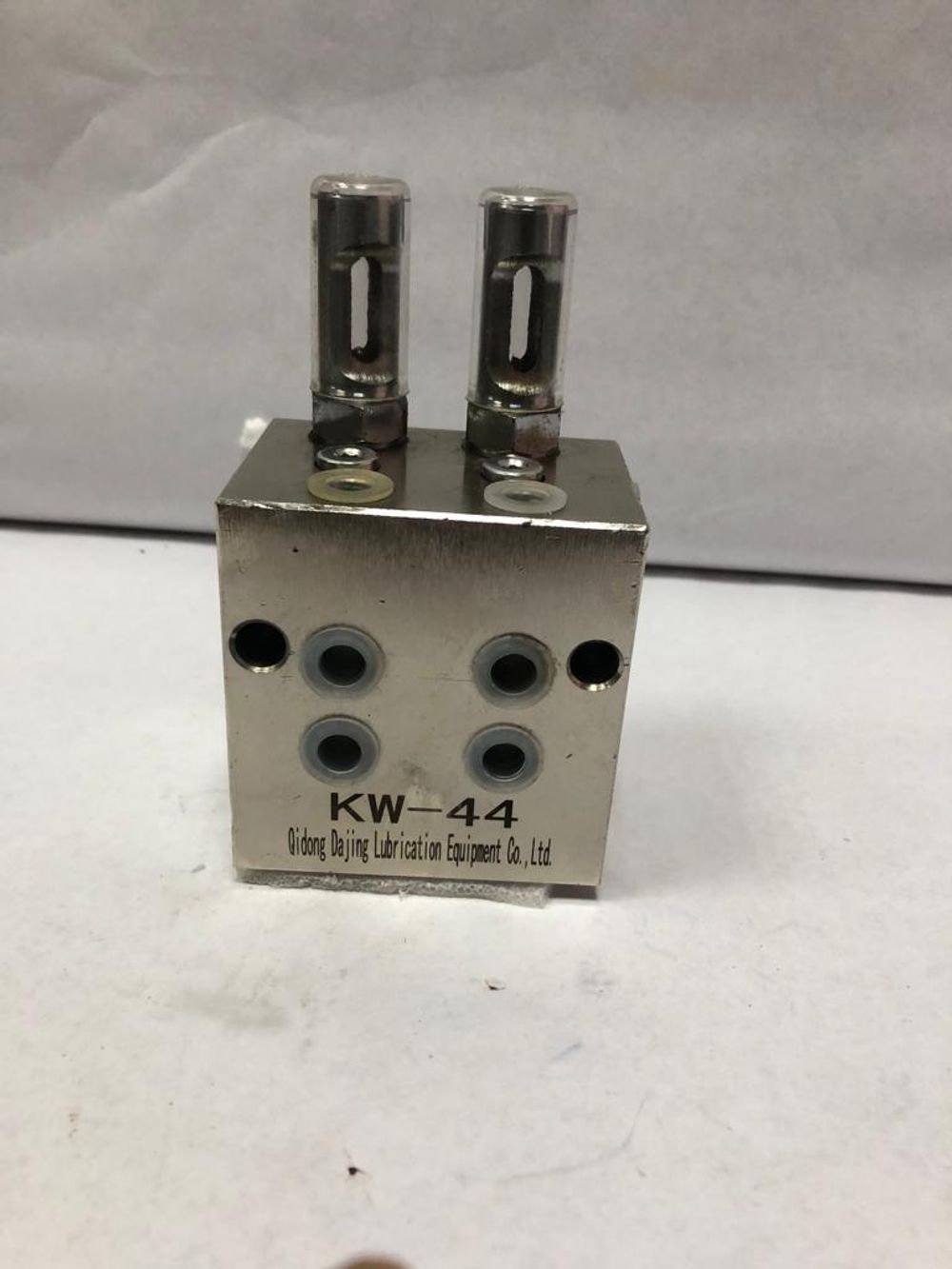 KW-44 2