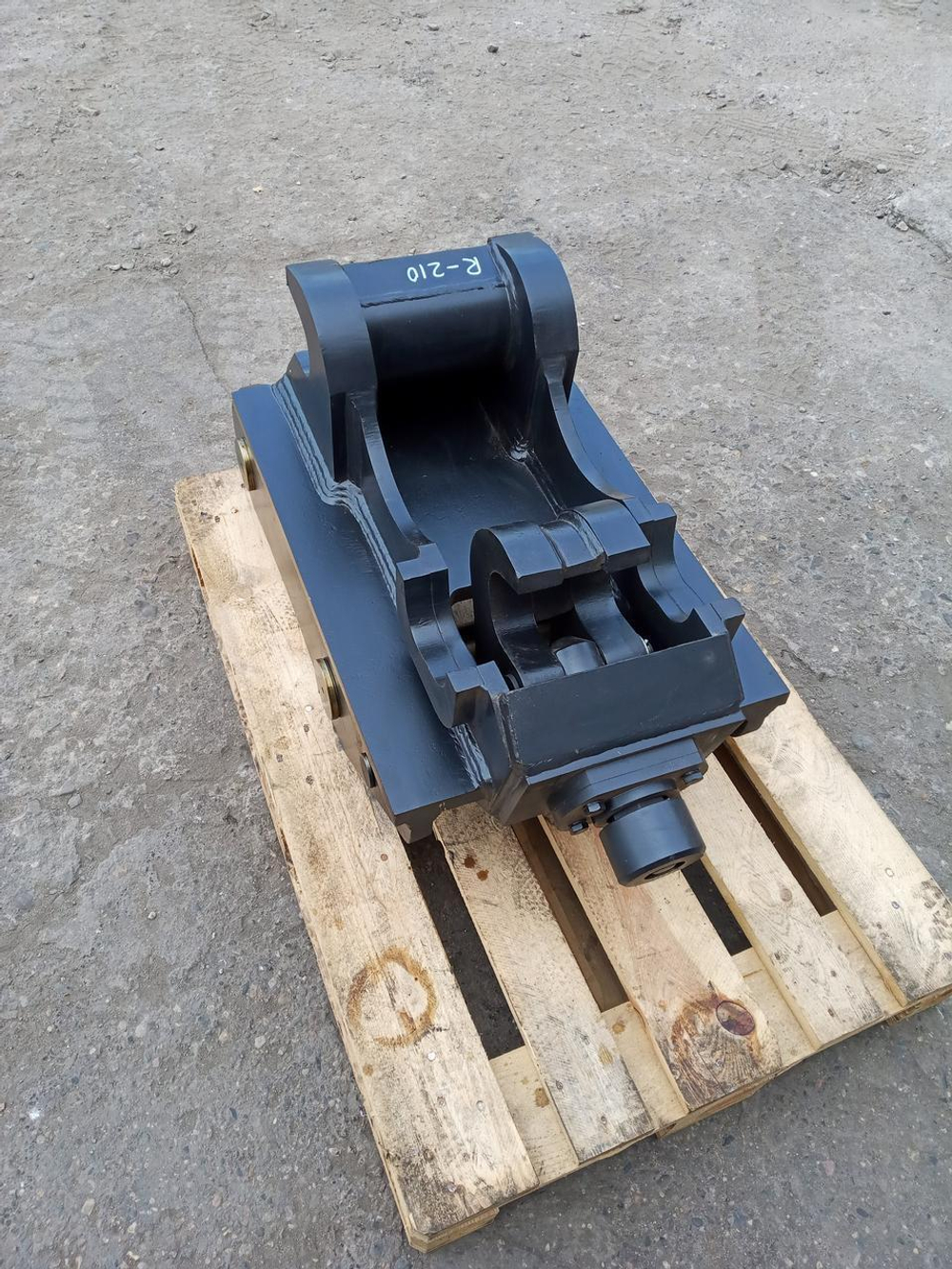 Быстросъем Hyundai R210