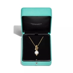 Подвеска из жёлтого золота 18к с жемчугом и бриллиантами, Tiffany 💠 Titan by Pharrell Williams-  В наличии