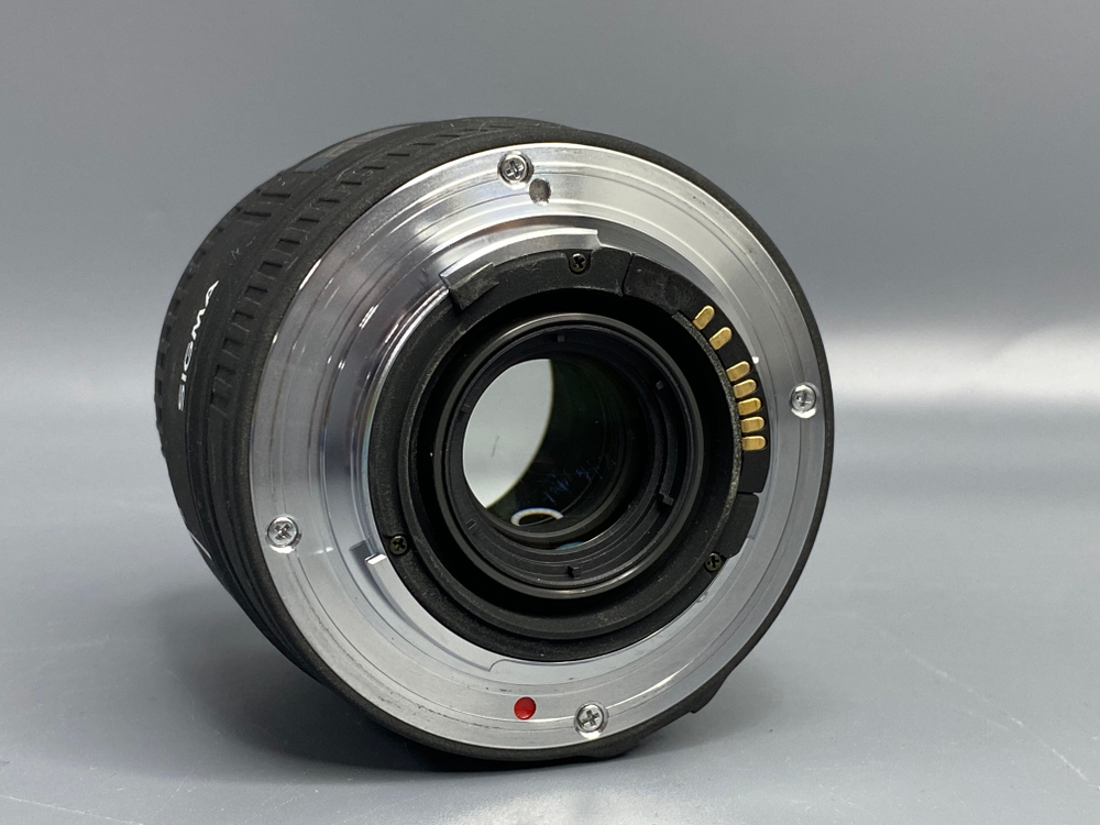 Объектив Sigma 50mm f/2.8 Macro Sigma SA не рабочий AF