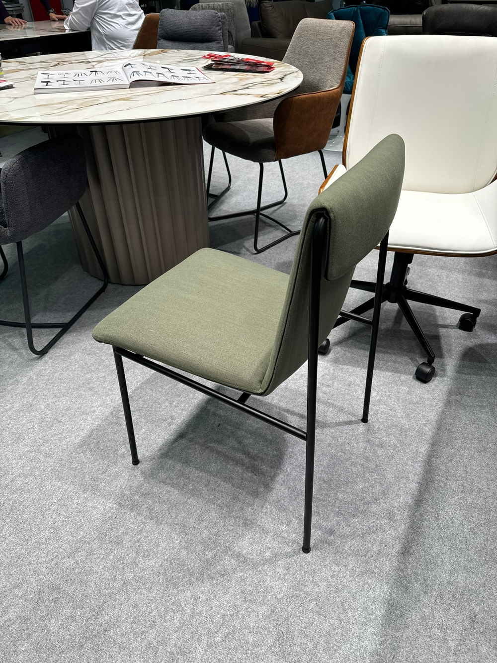 Стол DT2343 (140) белая керамика