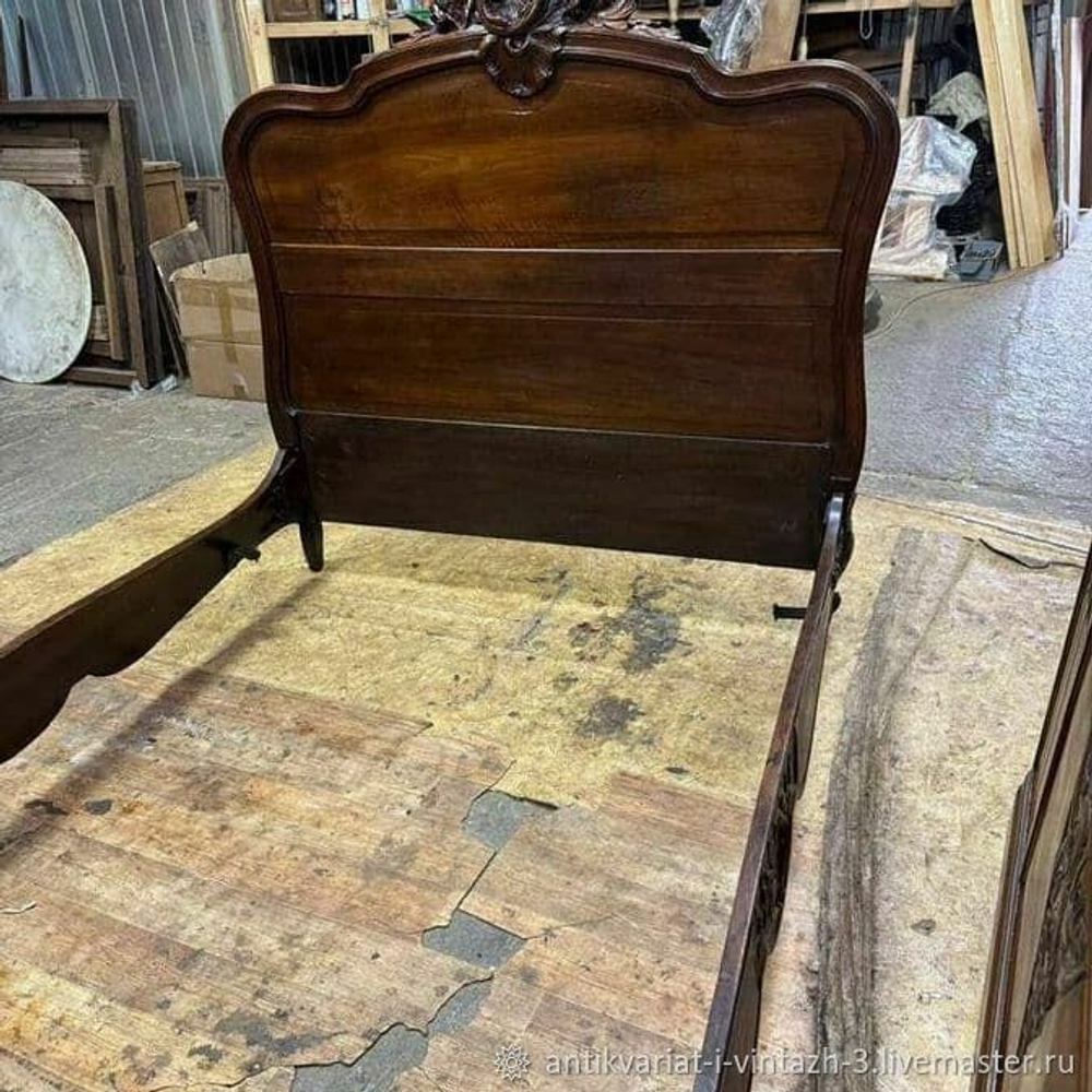 Кровать односпальная 140×200