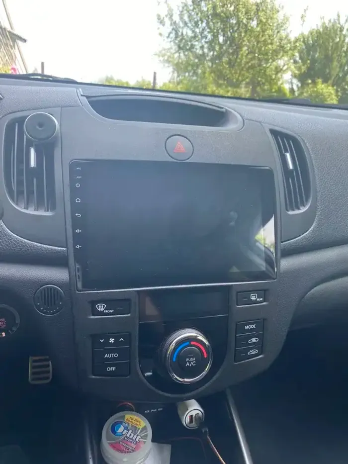 Магнитола для KIA Cerato 2 2008-2013 (климат, рамка черная) - Teyes CC2 PLUS монитор 9" QLED, Android 10, Быстрая, SIM-слот