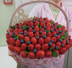 Клубничная корзина