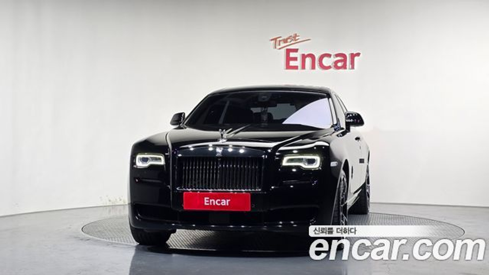 Rolls-Royce Ghost 6.6 V12 Black badge — 2017