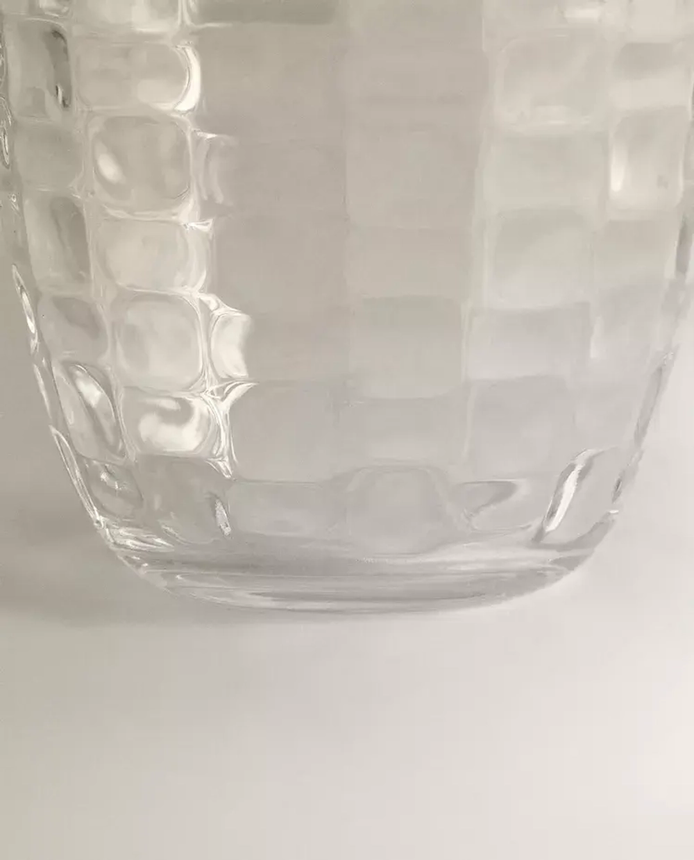 ZARA HOME СТАКАН С РЕЛЬЕФНЫМ УЗОРОМ «КВАДРАТЫ», ПРОЗРАЧНЫЙ