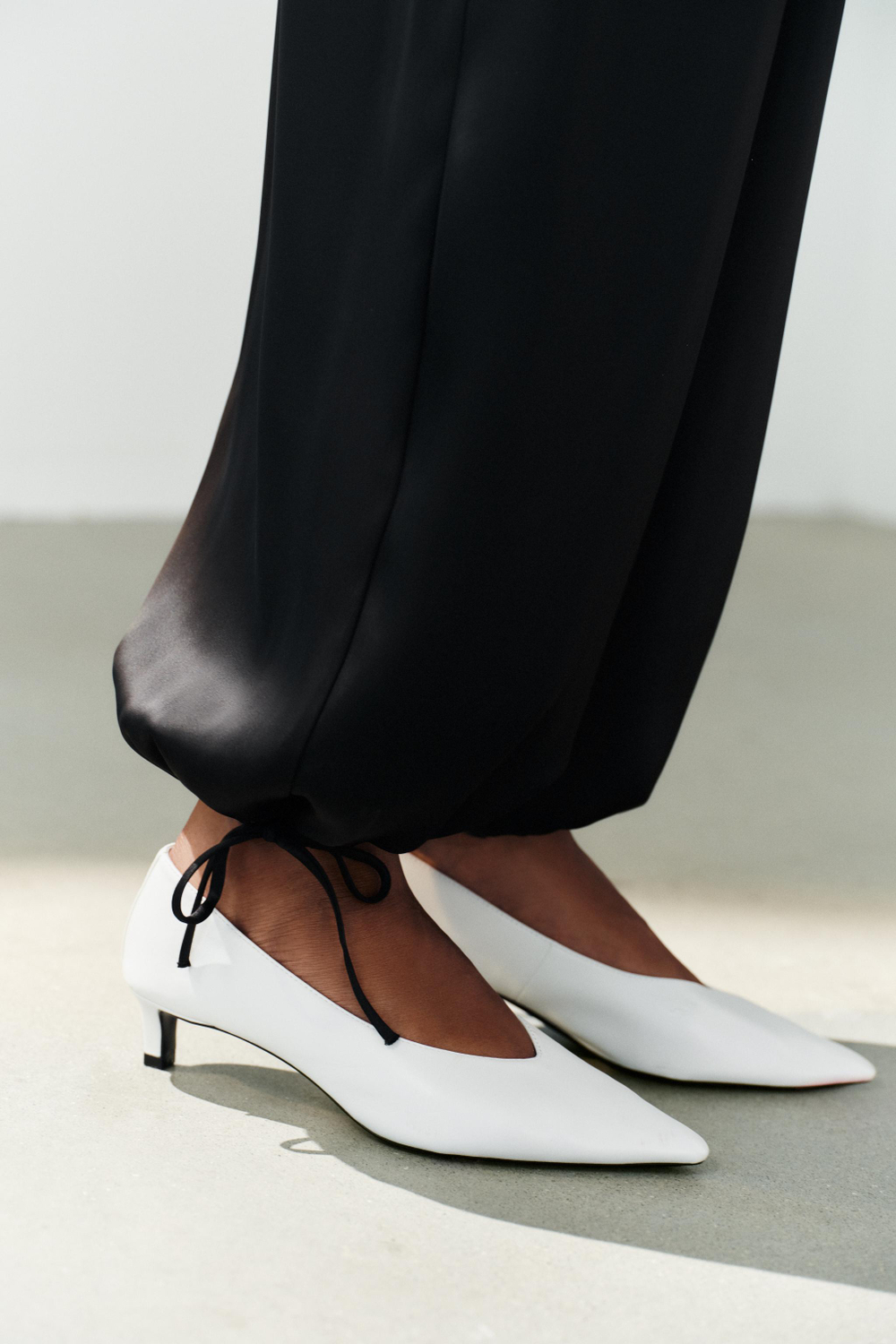АТЛАСНЫЙ КОМБИНЕЗОН С ПОЯСОМ-КУШАКОМ — ZARA