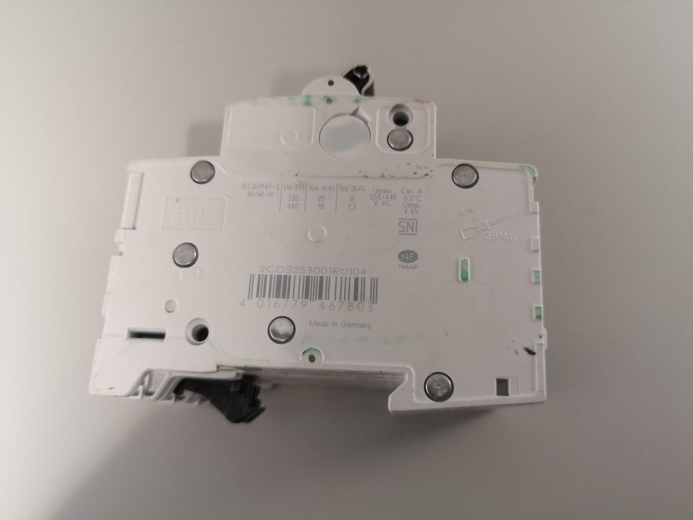 ABB S203 C10 Выключатель автоматический 2CDS253001R0104