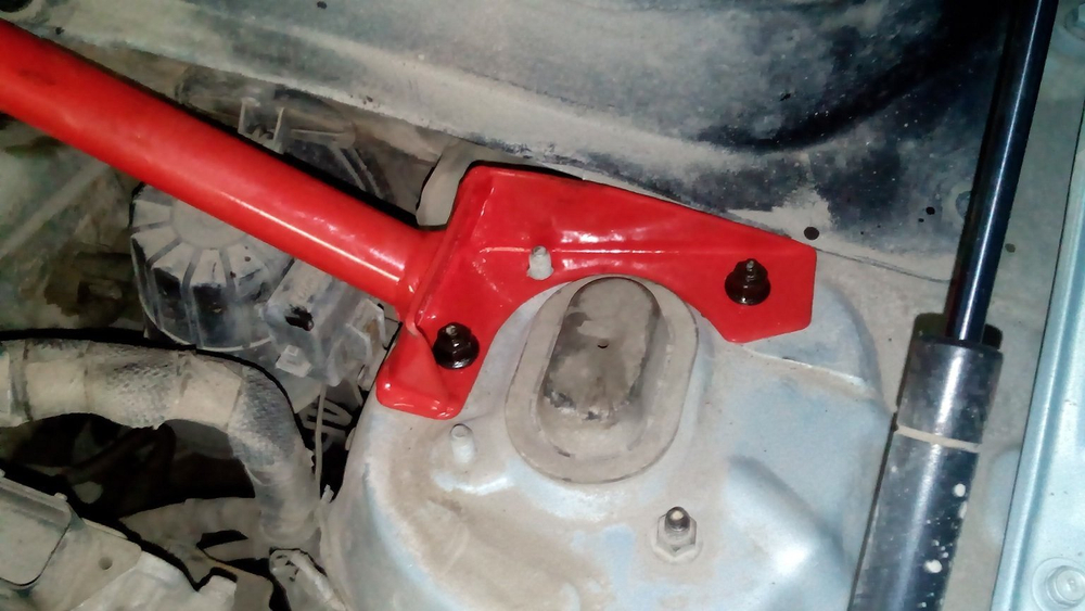 Распорка передних стоек (регулируемая) Hyundai Verna 3, Kia Rio 2