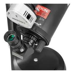 Смарт-телескоп Levenhuk Kelvin Bright STM102 - крупный план окулярного узла и основания