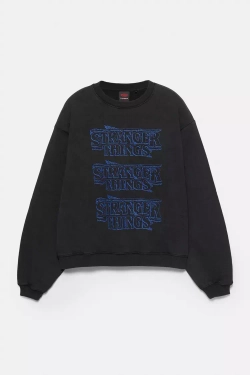 PULL&BEAR Толстовка "Stranger Things", темно-серый
