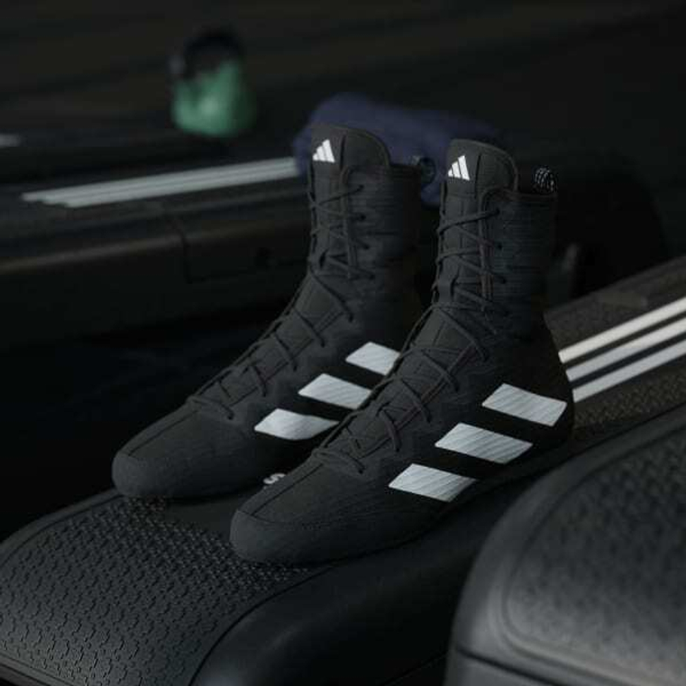 Adidas Высокие кроссовки Box Hog 4, черный/белый