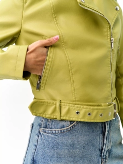 Косуха оверсайз укороченная куртка кожаная демисезонная