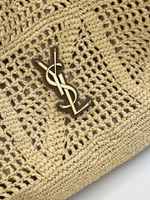 JAMIE SHOPPING IN RAFFIA