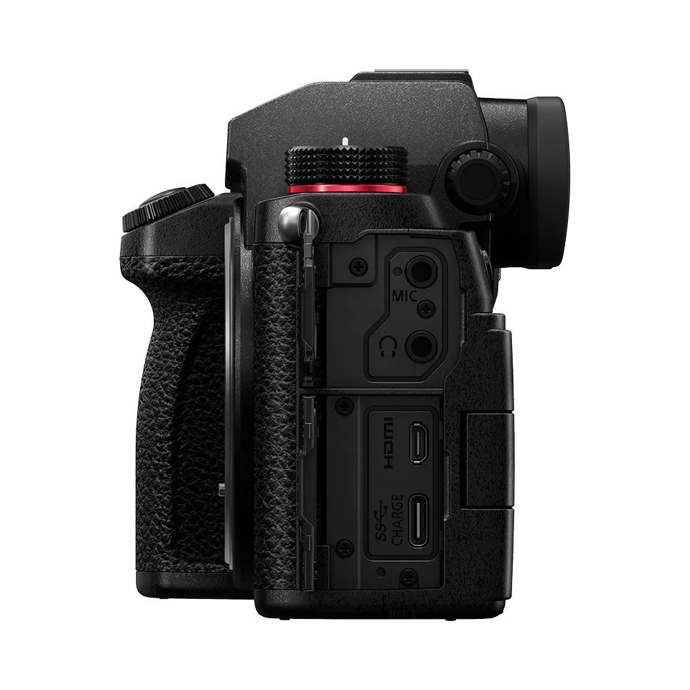 Цифровая фотокамера Panasonic Lumix DC-S5 Body