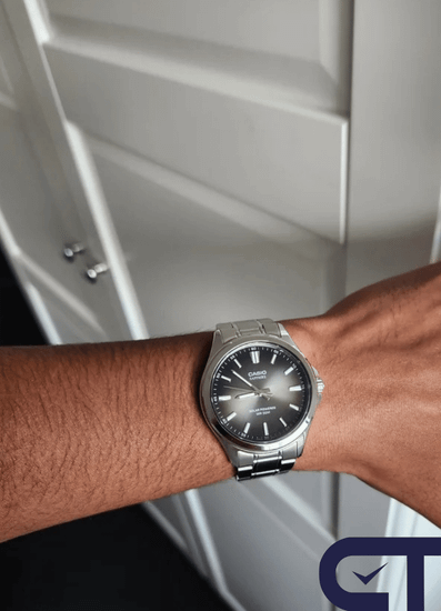 Casio MTS-RS100D-1A — мужские часы с солнечным питанием